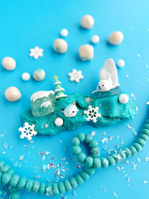 Polar Pals Dough-To-Go Play Kit