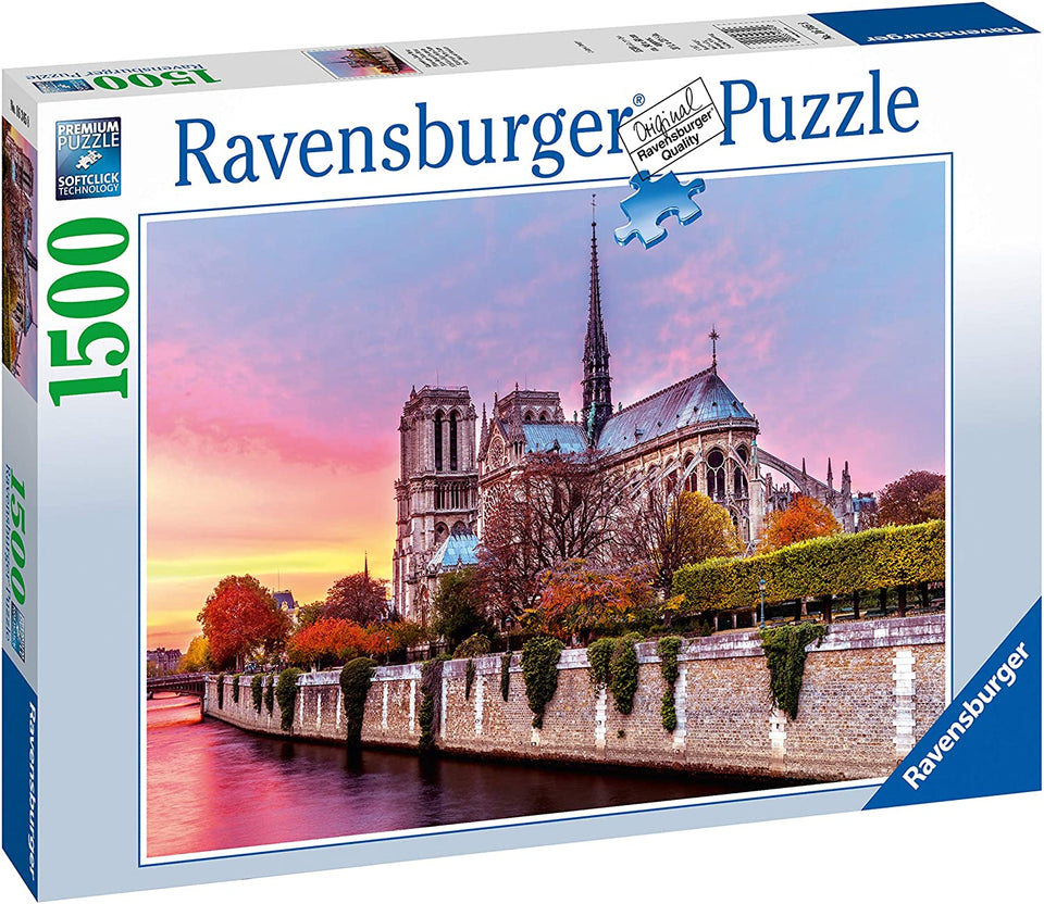 Picturesque Notre Dame 1500 Piece Puzzle